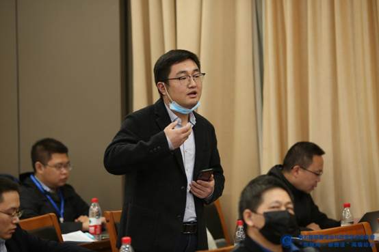 16.太阳集团tyc9728法社会学院公杰博士与李喜燕教授讨论